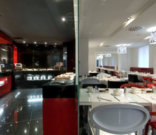 Desayuno buffet  Vincci Vía 66 Madrid
