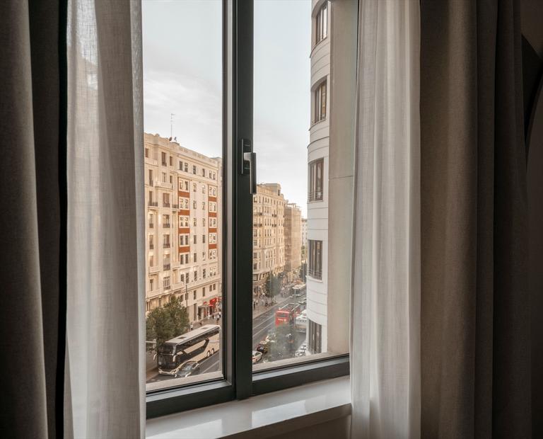 VINCCI ROOM VISTAS GRAN VÍA Vincci Vía 66 4* Madrid VINCCI ROOM VISTAS GRAN VÍA Vincci Vía 66 4* Madrid